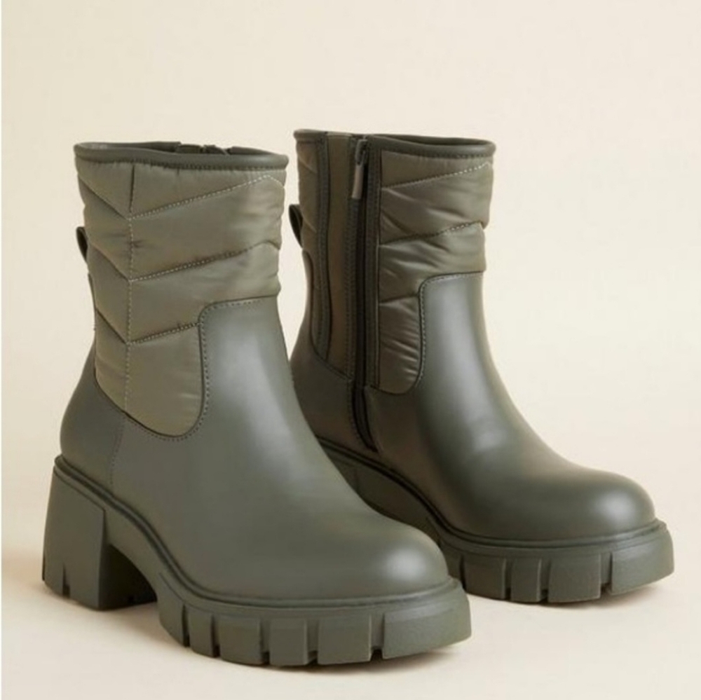 TORRID OLIVE QUILTED CHUNKY BOOTIE SIZE 8.5